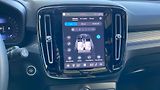 Volvo XC40 ULTIMATE DARK, B4 FWD, 145+10 - náhled 19