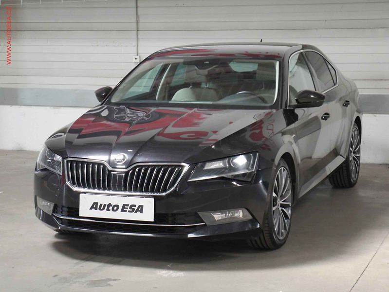 Škoda Superb (2017) 2.0 TDi, 2.maj,ČR, L&K, DSG - fotka 3 z 25