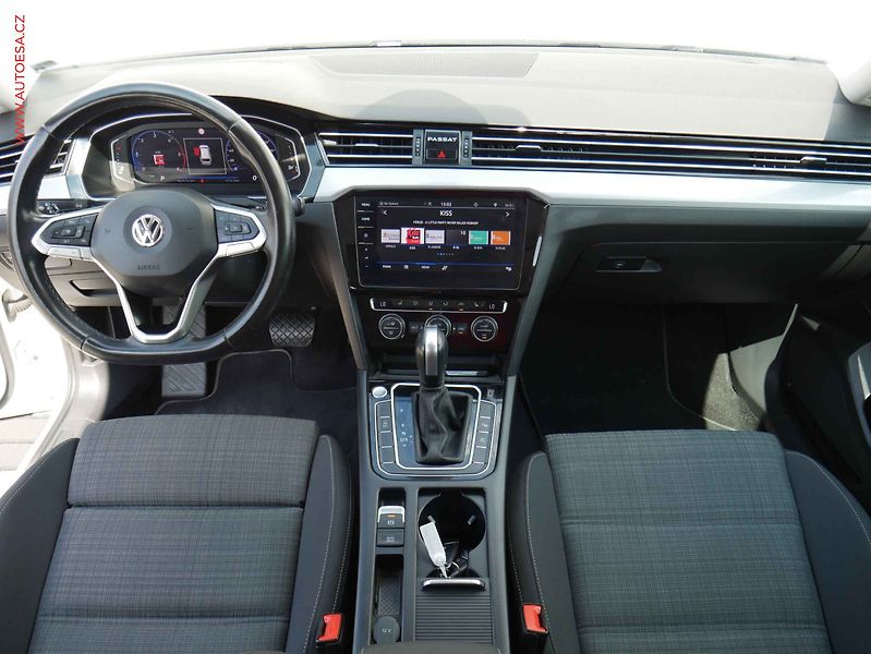 Volkswagen Passat (2020) 2.0TDI, servis.kniha, DSG - fotka 8 z 25