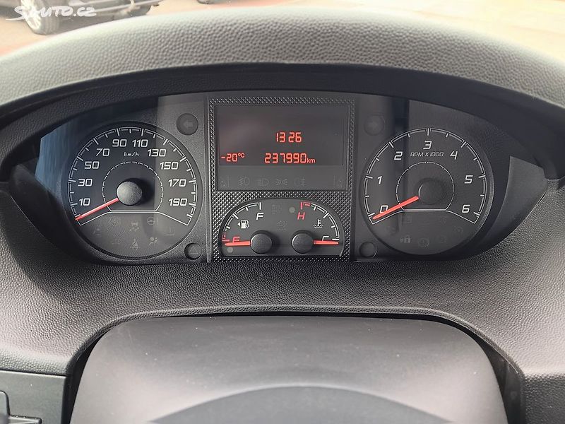 Peugeot Boxer 2.0 HDI 96kW L2H2 - fotka 11 z 23