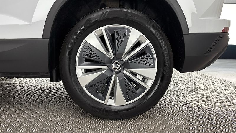 Škoda Karoq 2.0 TDI DSG 4x4 Style - fotka 19 z 30