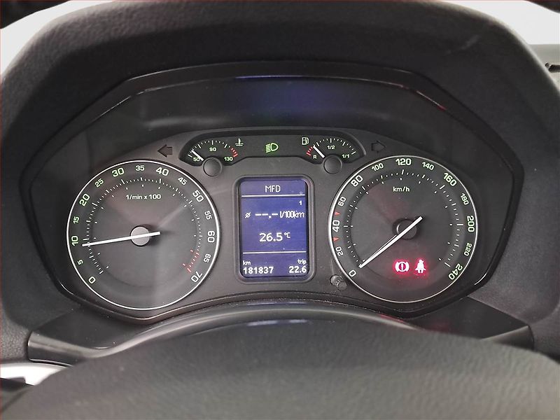 Škoda Octavia (2007) Scout 2.0, 4X4, Navi, Xenony - fotka 11 z 20