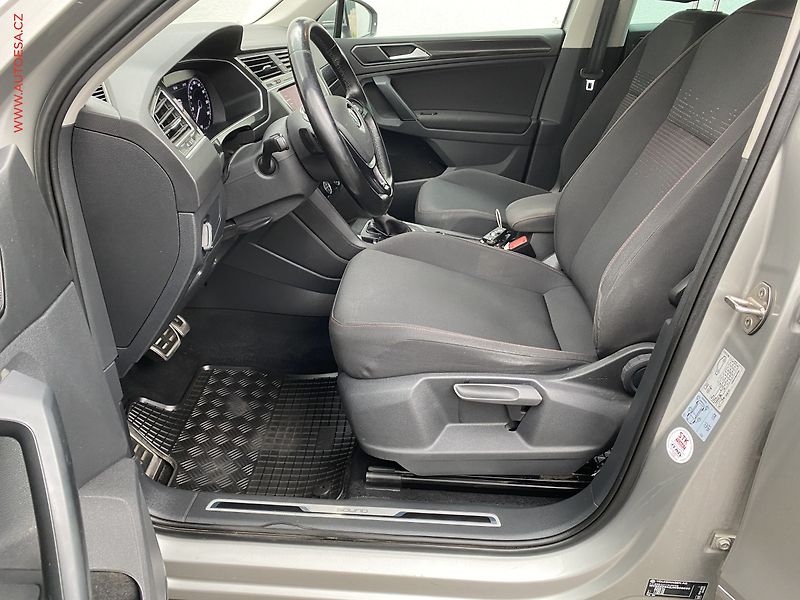 Volkswagen Tiguan (2017) 2.0TDi 4x4, DSG, LED, navi - fotka 9 z 21
