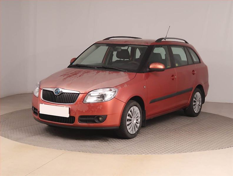 Škoda Fabia (2009) Ambition 1.2 12V, po STK - fotka 2 z 14