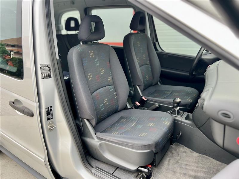 Mercedes-Benz Vaneo 170 CDi / KLIMA - fotka 21 z 35