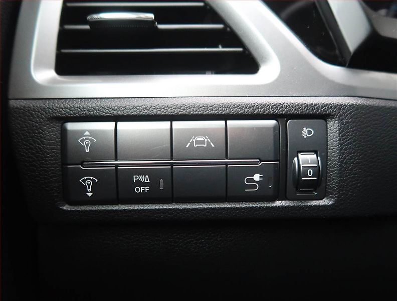 SsangYong Korando (2022) 1.5 T-GDI, Automat, ČR,1.maj - fotka 18 z 18