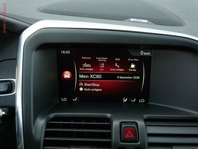 Volvo XC60 (2014) 2.0 D4, Summum, bixen, panor - fotka 21 z 26