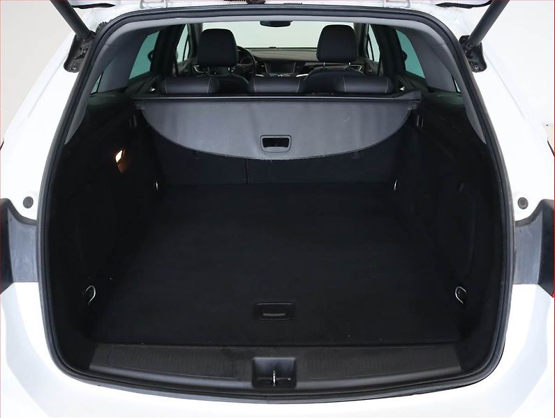 Opel Astra (2017) 1.6 CDTI, Automat, Serv.kniha - fotka 14 z 19