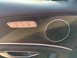 Mercedes-Benz Třídy E E 220D 4MATIC, AMG PAKET - náhled 11