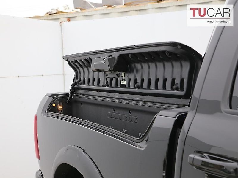 Dodge RAM (2026) 2500 Power Wagon 6.4 V8 RamBox - fotka 16 z 60