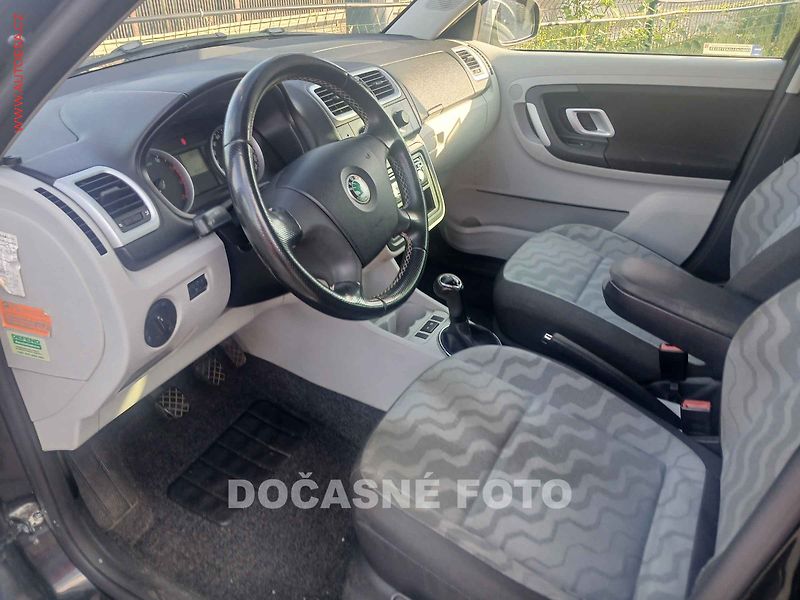 Škoda Fabia (2008) 1.2 12V, AC, STK7/28 - fotka 3 z 3