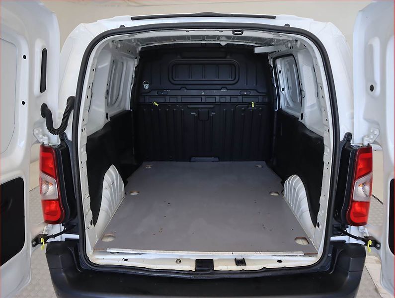Citroën Berlingo (2022) 1.5 BlueHDi, 3Místa, SR - fotka 11 z 15