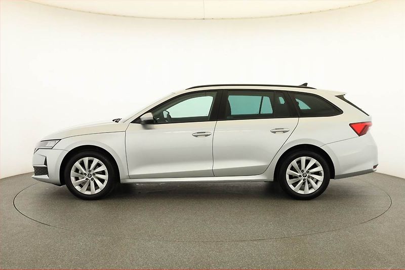 Škoda Octavia (2025) 1.5 eTSI mHEV, Selection - fotka 3 z 19