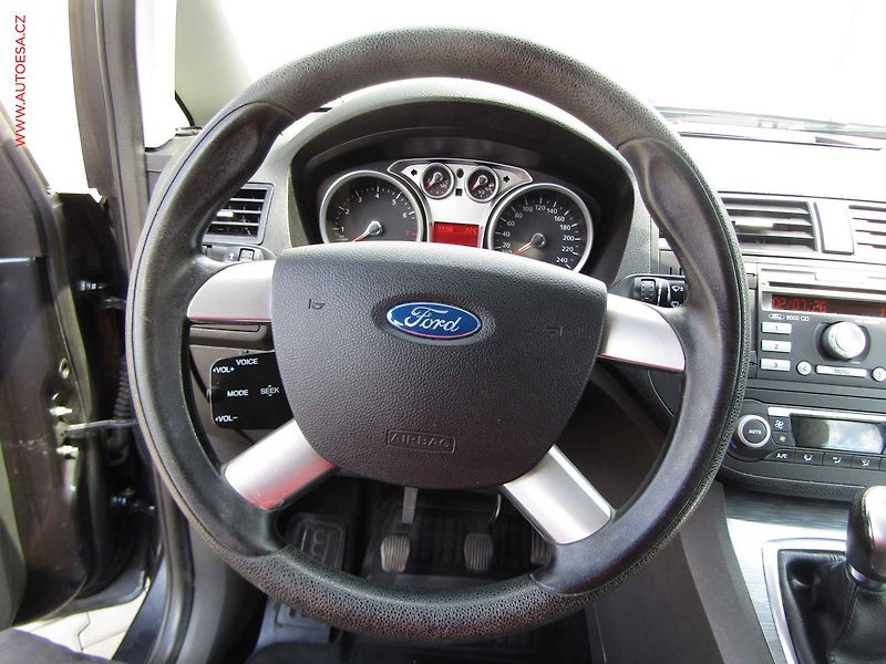 Ford C-MAX (2008) 1.8 i, AC, tažné - fotka 17 z 19