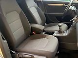 Volkswagen Passat *SERV.KNÍŽKA,AUT.PARKOVÁNÍ   - náhled 28