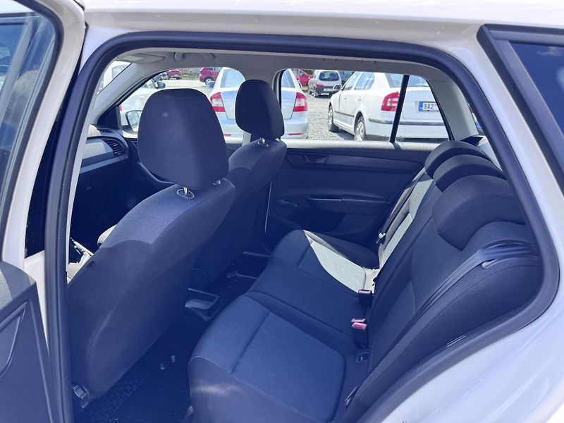 Škoda Fabia III 1.0 TSi,132 tis km,1.Maj,Č - fotka 13 z 18
