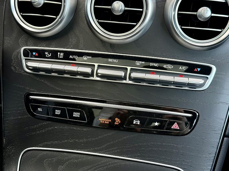 Mercedes-Benz GLC (2021) 220 d 4MATIC - fotka 23 z 50