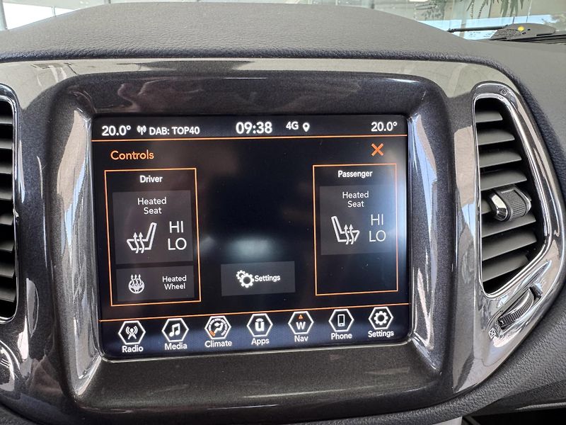 Jeep Compass S 4xe 1,3T 177kW*REZERVACE! - fotka 23 z 37