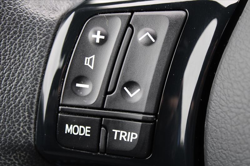 Toyota Yaris 1,5 VVT-i  ČR,A/T,SELECTION - fotka 20 z 29