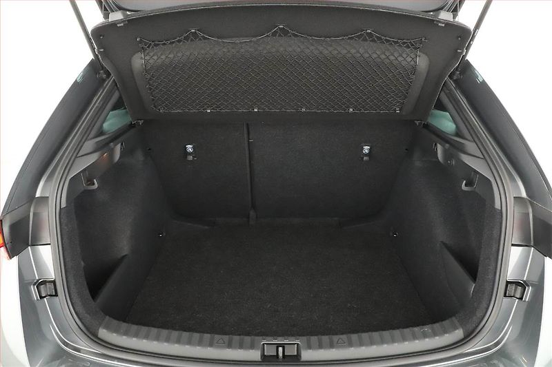 Škoda Scala (2026) 1.0 TSI, MONTE CARLO, AUTOMAT - fotka 19 z 20