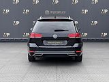 Volkswagen Golf (2017) VII 1.4TSi MAN Highline, RZV - náhled 8