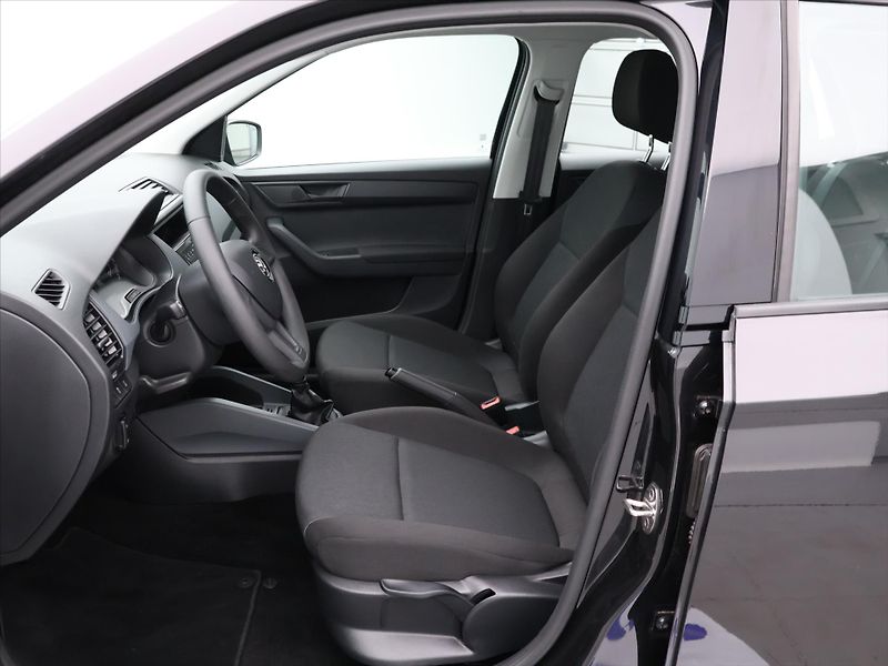 Škoda Fabia 1,0 MPI 44kW 14'390KM CZ - fotka 10 z 25