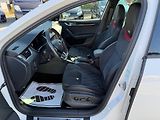 Škoda Octavia 2.0 TSI RS 245 - náhled 8