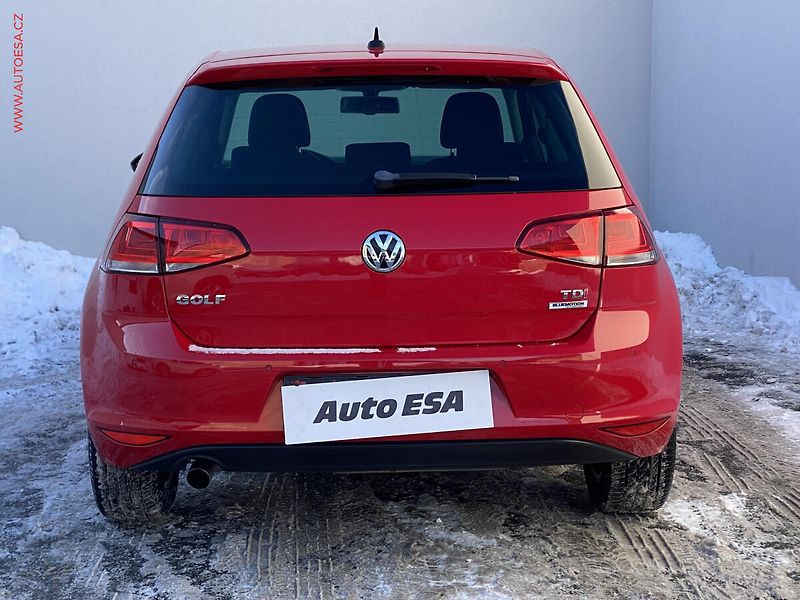Volkswagen Golf (2015) 1.6 TDi, Lounge, bixen, navi - fotka 5 z 18