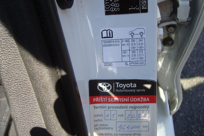 Toyota Corolla (2023) 1.8i Hybrid,ČR,1,Maj. - fotka 26 z 78