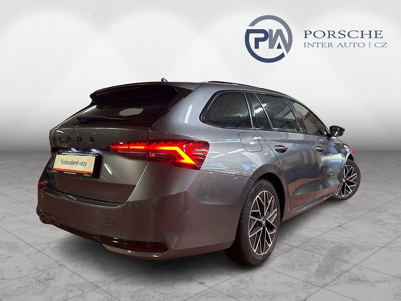 Škoda Octavia Sportline 2.0 TDI 110kw DSG Co - fotka 2 z 26