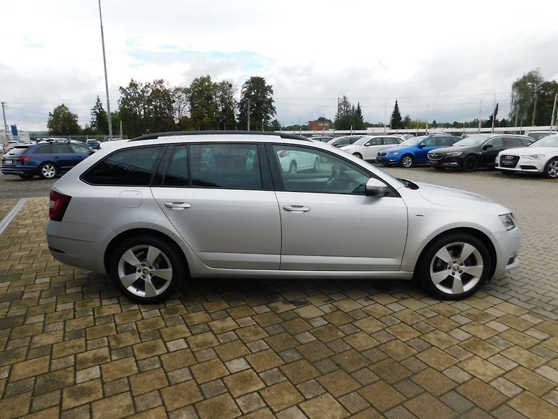 Škoda Octavia (2017) III KOMBI 1.4 TSI AUTOMAT - fotka 3 z 39