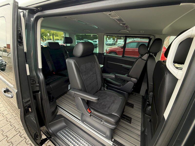 Volkswagen Multivan (2018) 2.0 TSI 150 kW 4x4 DSG - fotka 19 z 23