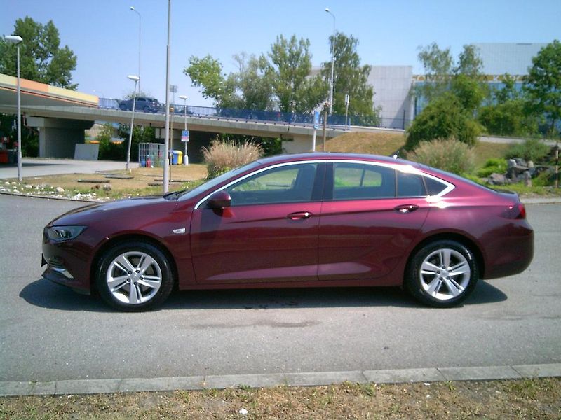 Opel Insignia (2019) 2.0 CDTi 125 kW  KOUPENO ČR - fotka 2 z 14