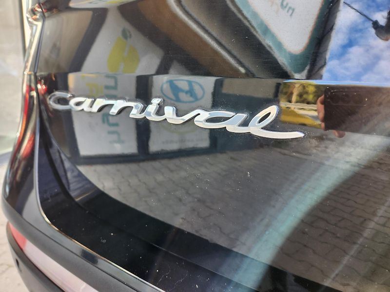 Kia Carnival 2.2-9míst-REZERVACE - fotka 12 z 38