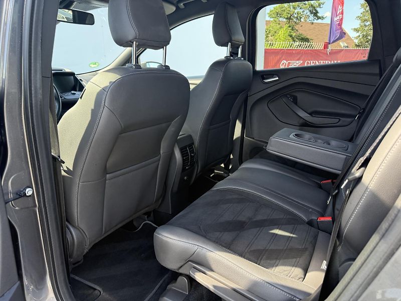 Ford Kuga (2017) 1.5 EcoBoost ST line 110kW - fotka 14 z 40