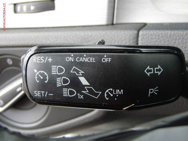 Volkswagen Golf (2013) 1.2 TSI, 2.maj,ČR, DSG - fotka 12 z 20