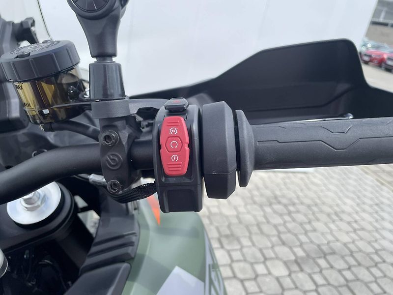 CFMOTO (2026) 1000MT-X Touring EU5+ - fotka 12 z 12