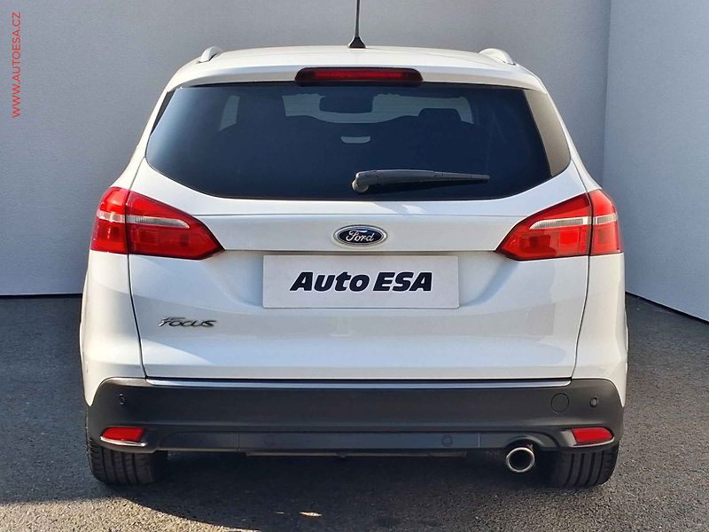 Ford Focus (2018) 2.0 TDCi, Titanium, AT - fotka 5 z 20