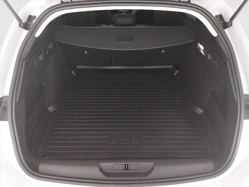 Peugeot 308 (2023) 1.2 PureTech, ČR,1.maj - fotka 14 z 20