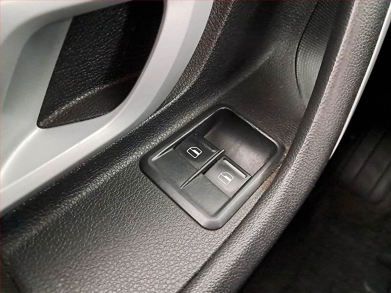 Škoda Fabia (2008) 1.4 TDI, udržované - fotka 15 z 15