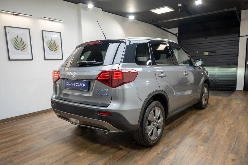 Suzuki Vitara Hybrid 1.4 95 kW - fotka 4 z 34