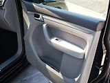 Volkswagen Touran (2009) Comfort 1,9 TDI 77 Kw - náhled 16