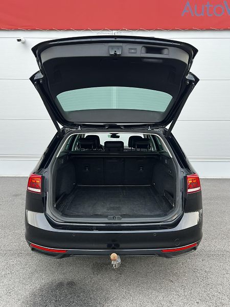 Volkswagen Passat 2.0TDI DSG Kůže Virtual TZ DPH - fotka 28 z 28