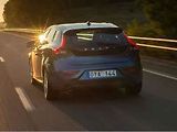 Volvo V40 D2