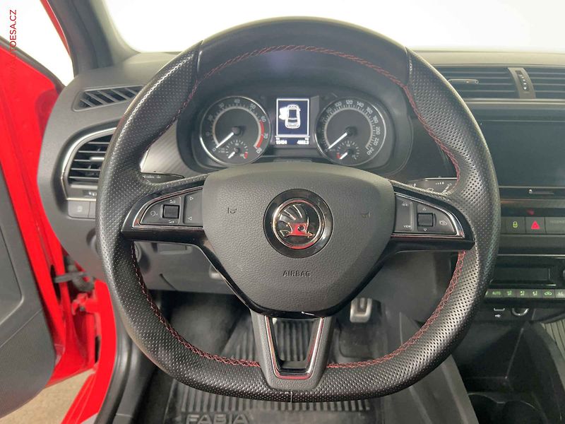 Škoda Fabia (2019) 1.0 TSI, ČR, LED, autoAC - fotka 15 z 15
