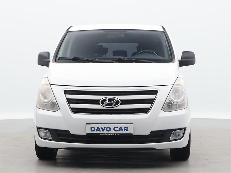 Hyundai H 1 Starex 2,5 CRDi 125kW Automat - fotka 2 z 32
