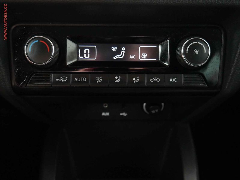 Škoda Fabia (2014) 1.2 TSi, ČR, Style - fotka 18 z 21