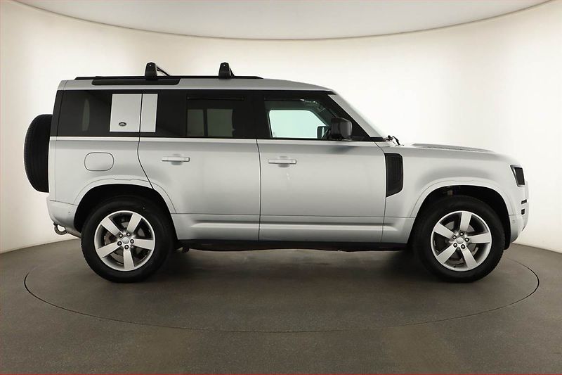 Land Rover Defender (2023) D250 AWD - fotka 6 z 20