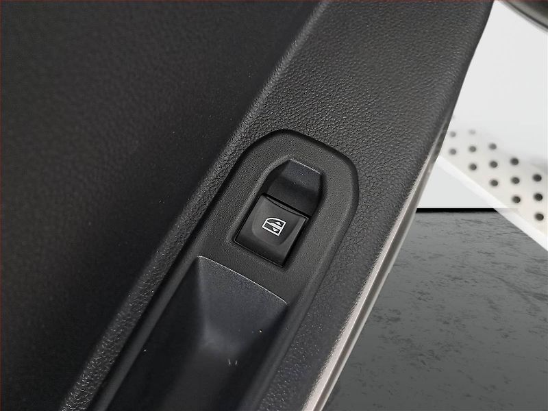 Dacia Duster (2019) 1.6 SCe, 4X4, ČR,1.maj - fotka 15 z 18