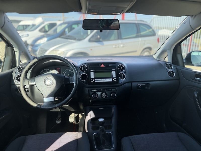 Volkswagen Golf Plus 1,9 TDI GOAL DIGIKLIMA 6KVALT - fotka 12 z 18